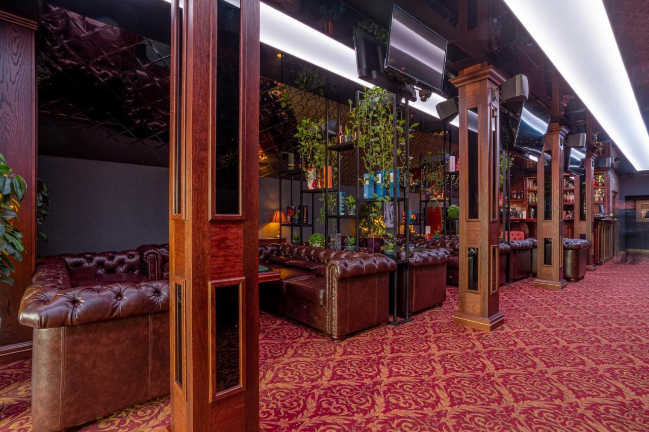 Villa Boutique Hotel Mukacheve Ngoại thất bức ảnh
