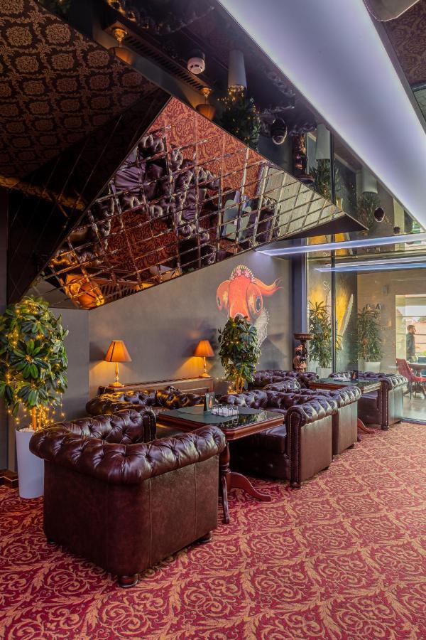 Villa Boutique Hotel Mukacheve Ngoại thất bức ảnh